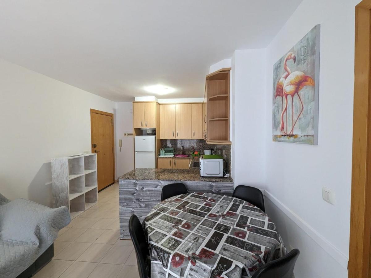Apartamento En Roses, A 2 Minutos A Pie De Playa Exterior foto
